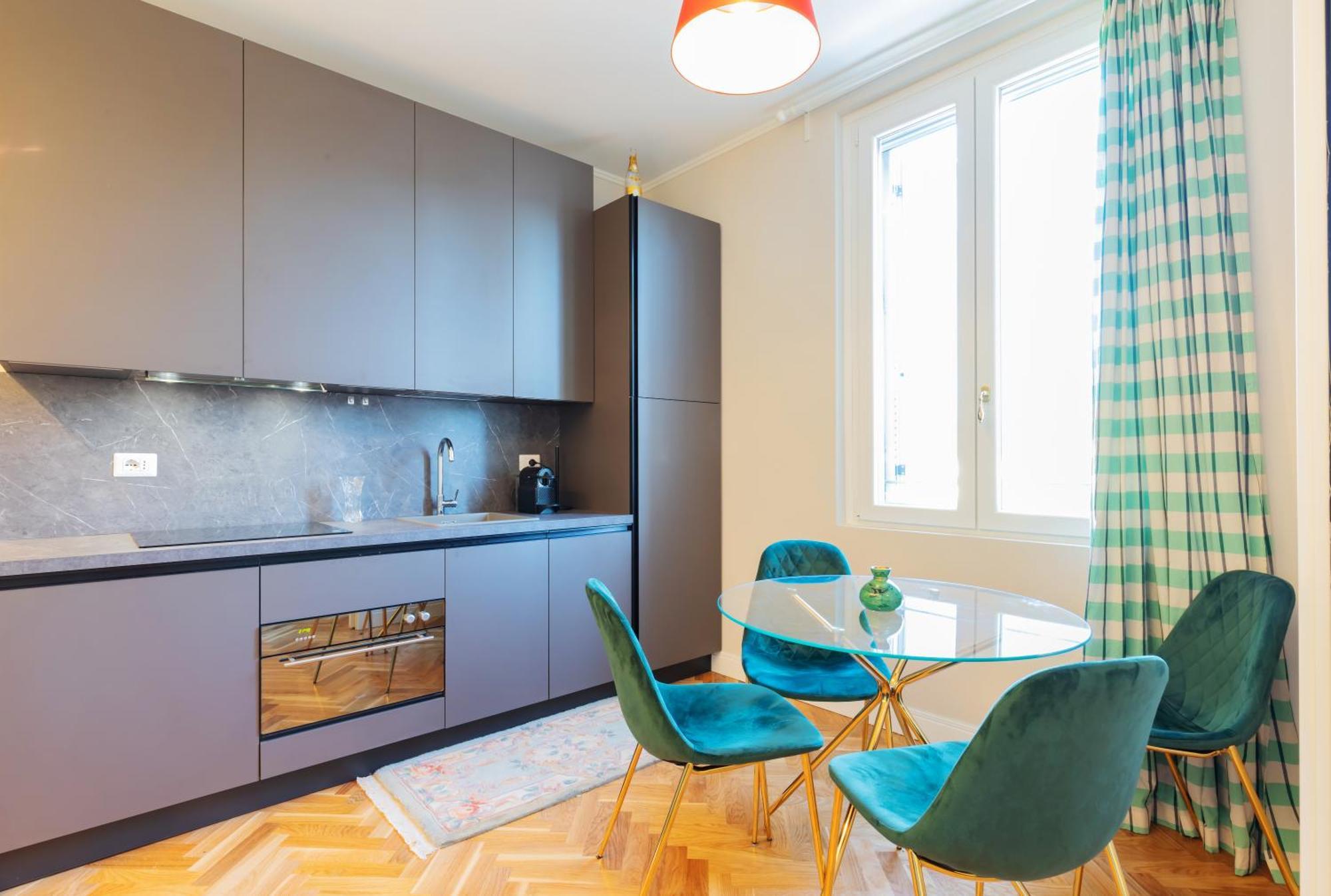 Apartamento Bosco Verticale Gae Aulenti - Posizione Eccezionale E Comfort Per 4 Persone Milán